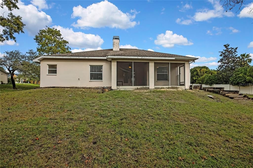 For Rent: $2,195 (3 beds, 3 baths, 1974 Square Feet)