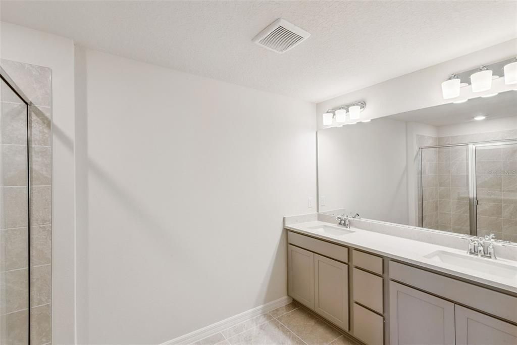 В аренду: $2,125 (3 спален, 2 ванн, 1533 Квадратных фут)