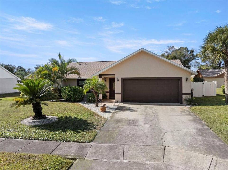 For Sale: $533,000 (3 beds, 2 baths, 1528 Square Feet)