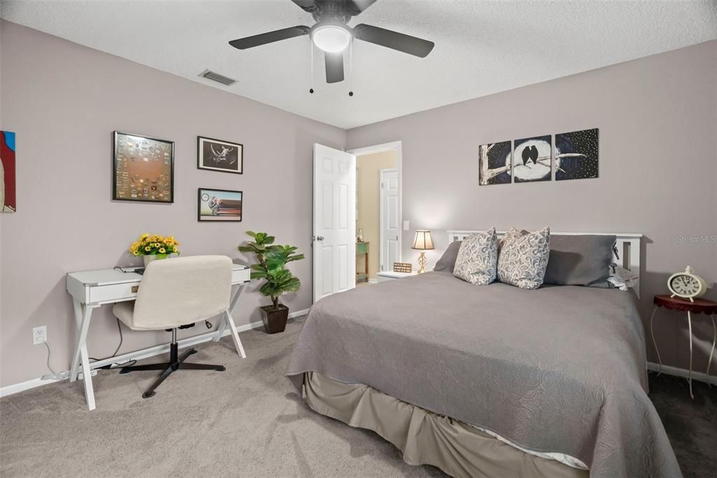 For Sale: $533,000 (3 beds, 2 baths, 1528 Square Feet)