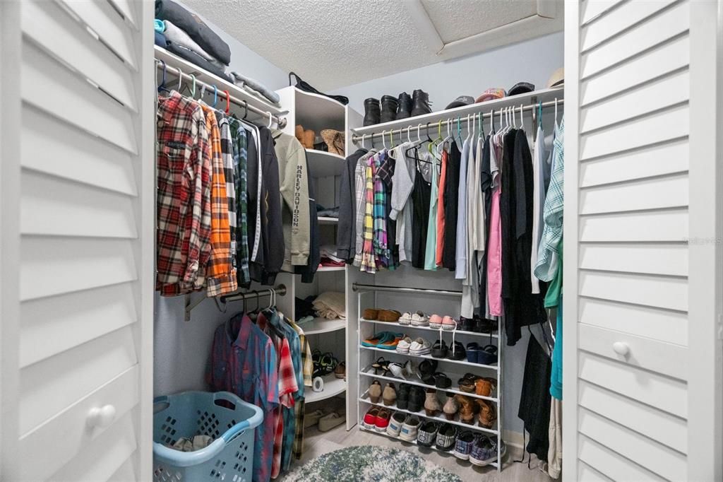 For Sale: $533,000 (3 beds, 2 baths, 1528 Square Feet)