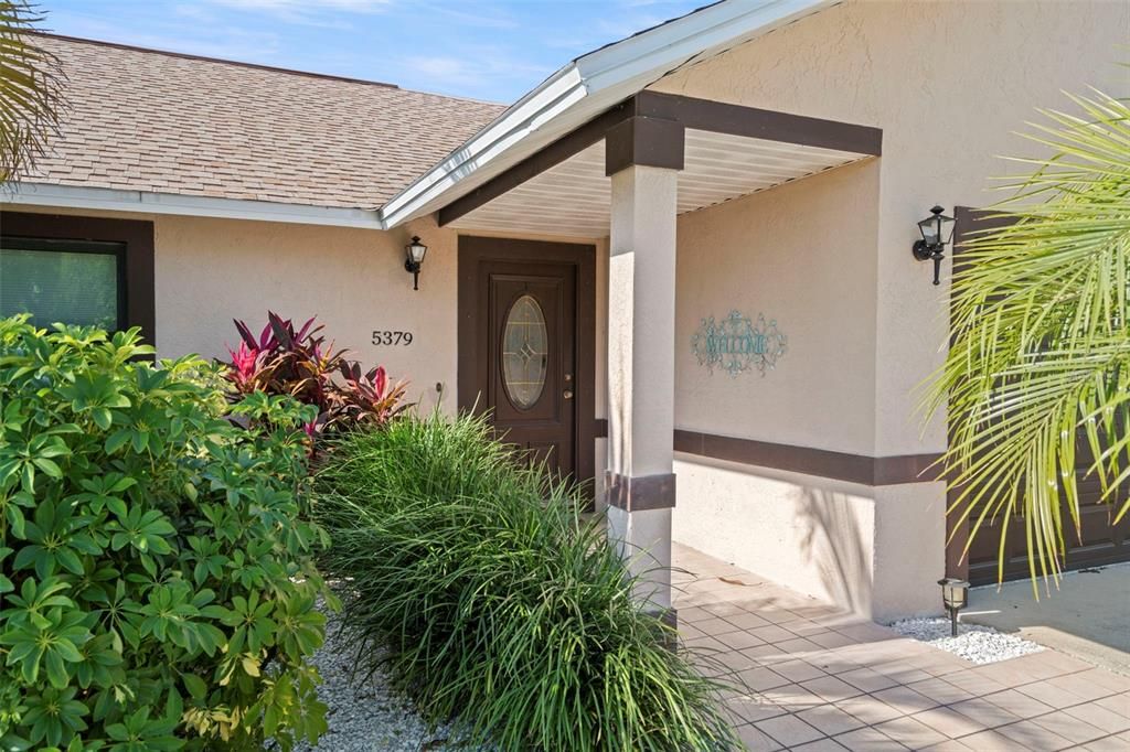 For Sale: $533,000 (3 beds, 2 baths, 1528 Square Feet)