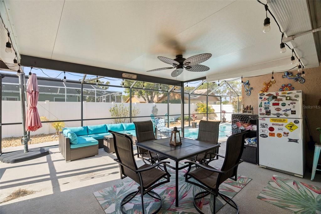 For Sale: $533,000 (3 beds, 2 baths, 1528 Square Feet)