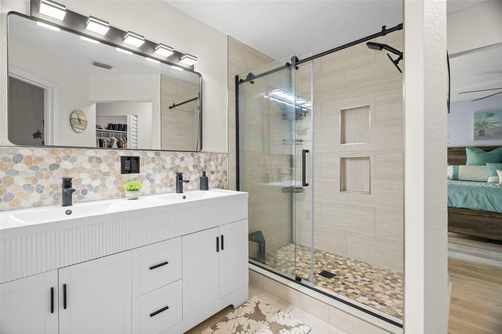 For Sale: $533,000 (3 beds, 2 baths, 1528 Square Feet)