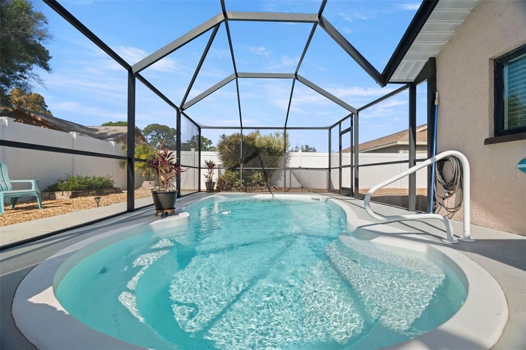 For Sale: $533,000 (3 beds, 2 baths, 1528 Square Feet)