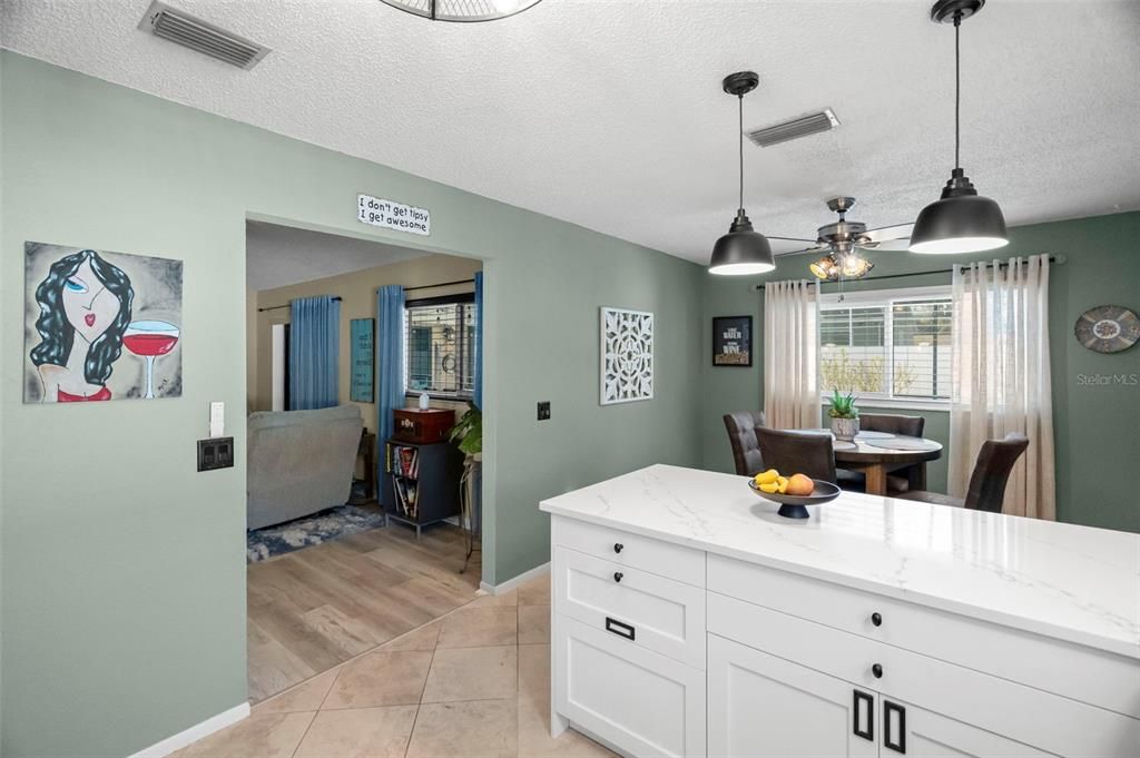 For Sale: $533,000 (3 beds, 2 baths, 1528 Square Feet)