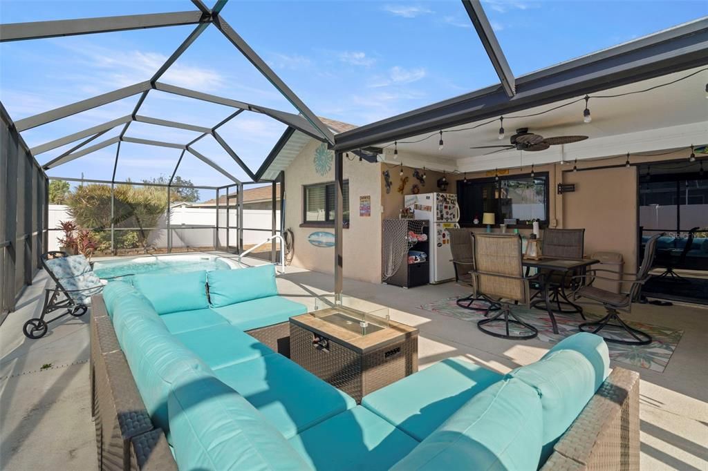 For Sale: $533,000 (3 beds, 2 baths, 1528 Square Feet)