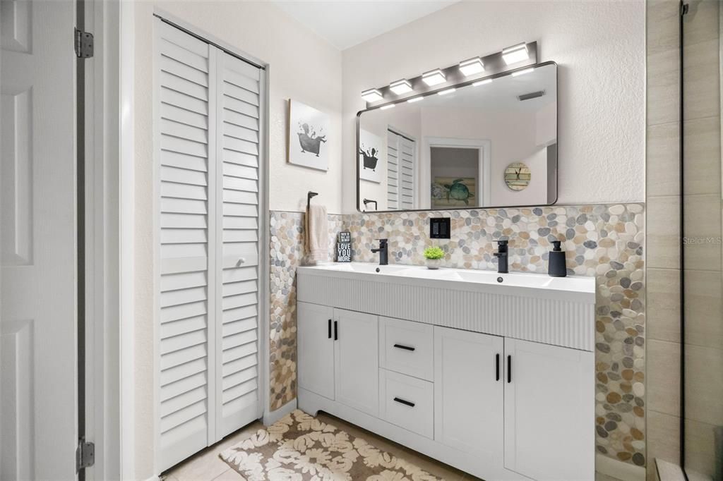 For Sale: $533,000 (3 beds, 2 baths, 1528 Square Feet)