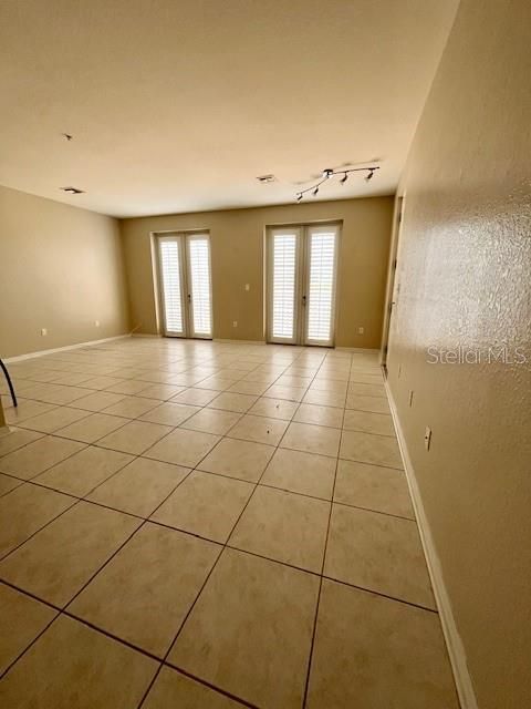 For Rent: $2,150 (2 beds, 2 baths, 1064 Square Feet)