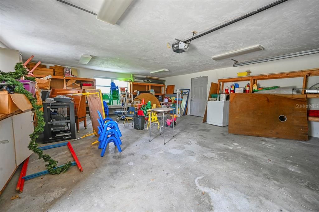 На продажу: $1,095,000 (4 спален, 2 ванн, 3534 Квадратных фут)