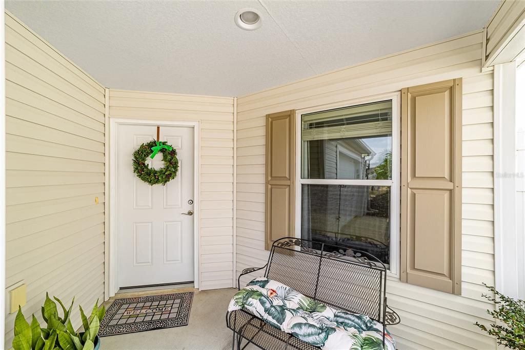 For Sale: $314,900 (2 beds, 2 baths, 1206 Square Feet)