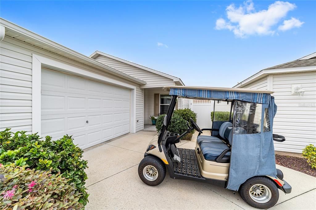 For Sale: $314,900 (2 beds, 2 baths, 1206 Square Feet)