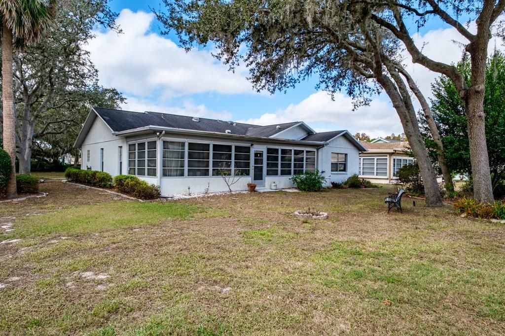 На продажу: $279,900 (2 спален, 2 ванн, 2001 Квадратных фут)