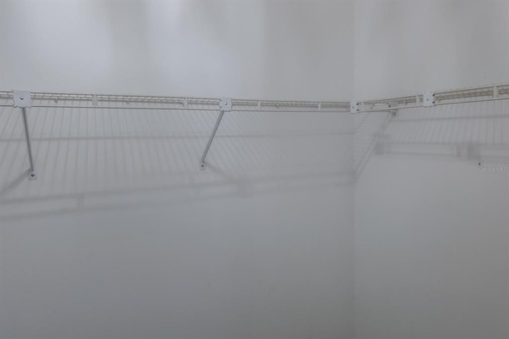 На продажу: $279,900 (2 спален, 2 ванн, 2001 Квадратных фут)