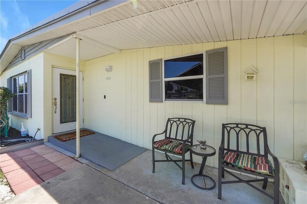 For Sale: $380,000 (4 beds, 2 baths, 1652 Square Feet)