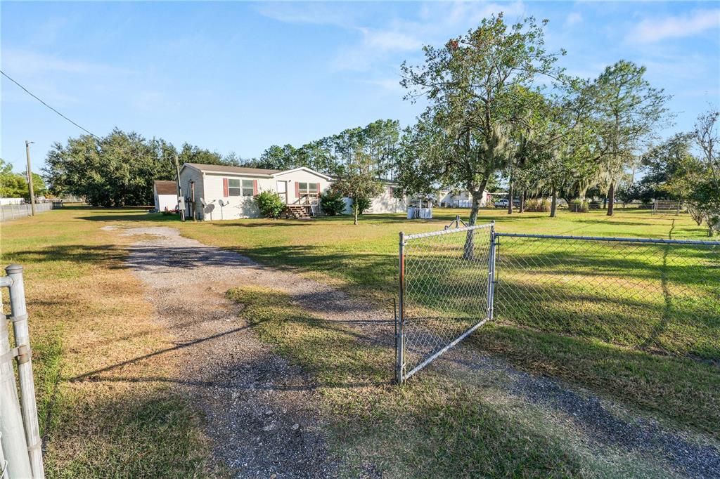 For Sale: $325,000 (4 beds, 2 baths, 2432 Square Feet)