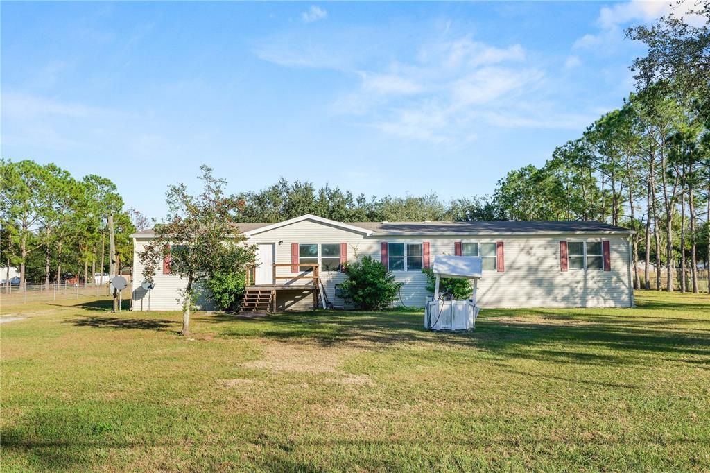 For Sale: $325,000 (4 beds, 2 baths, 2432 Square Feet)