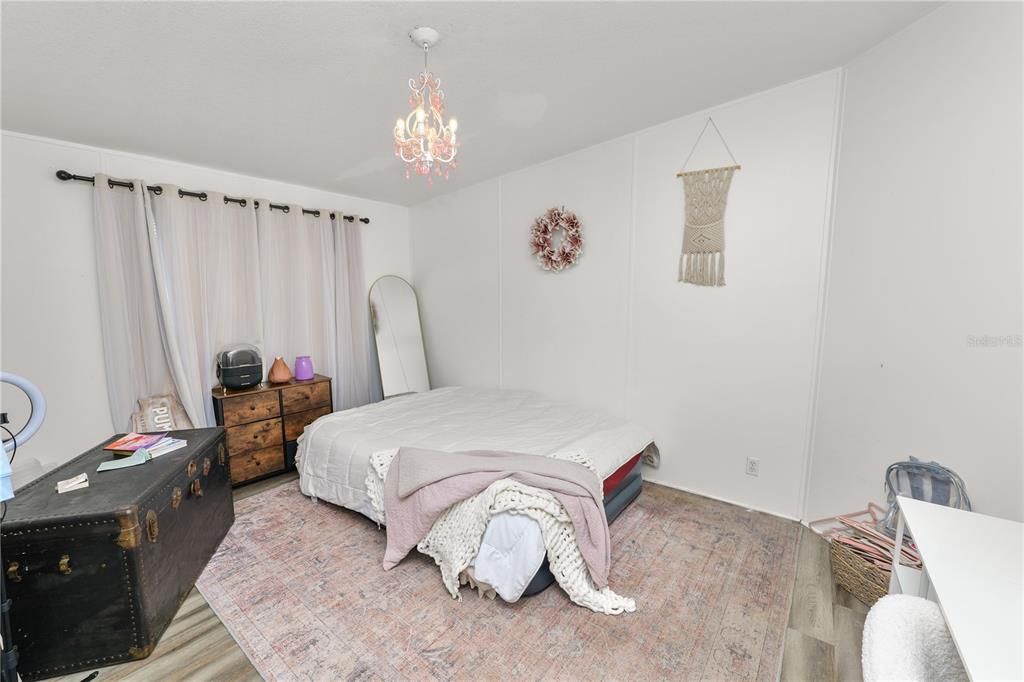 For Sale: $325,000 (4 beds, 2 baths, 2432 Square Feet)