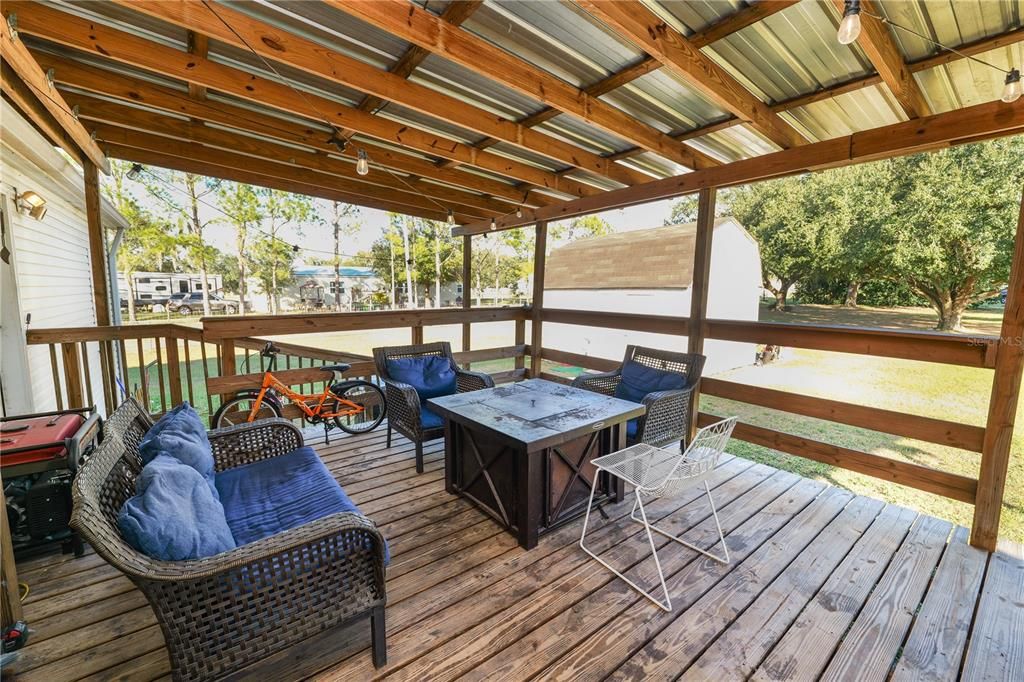 For Sale: $325,000 (4 beds, 2 baths, 2432 Square Feet)