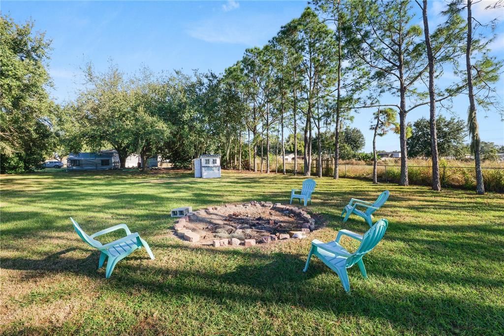 For Sale: $325,000 (4 beds, 2 baths, 2432 Square Feet)