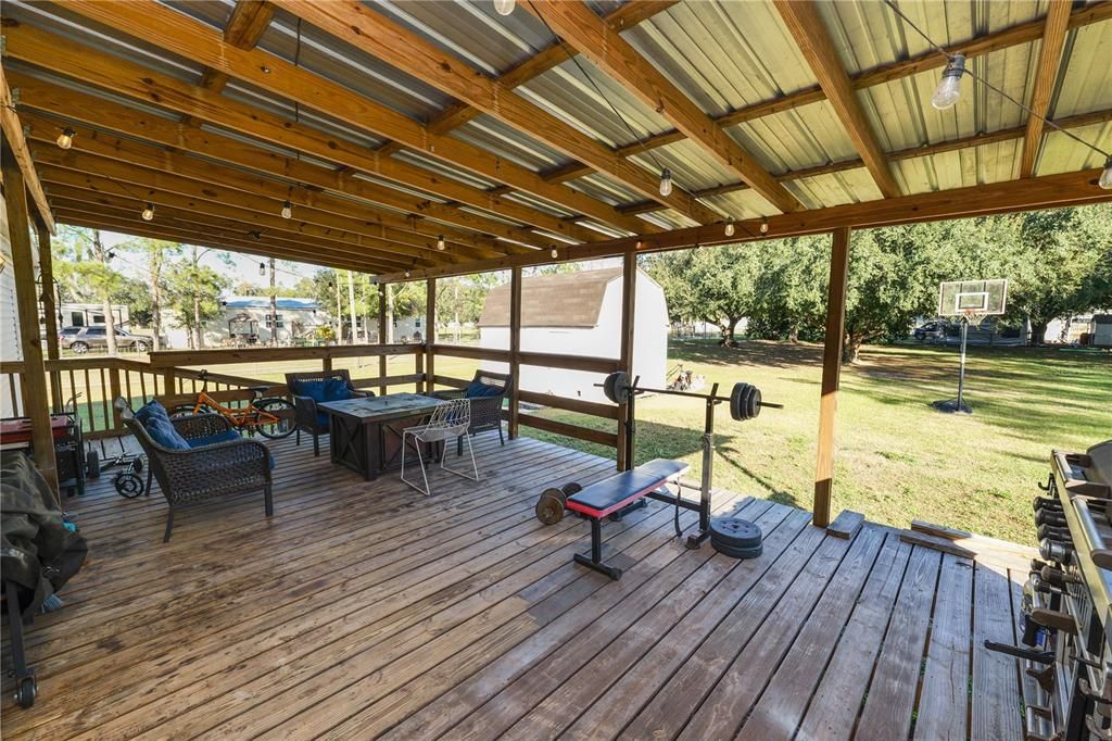 For Sale: $325,000 (4 beds, 2 baths, 2432 Square Feet)