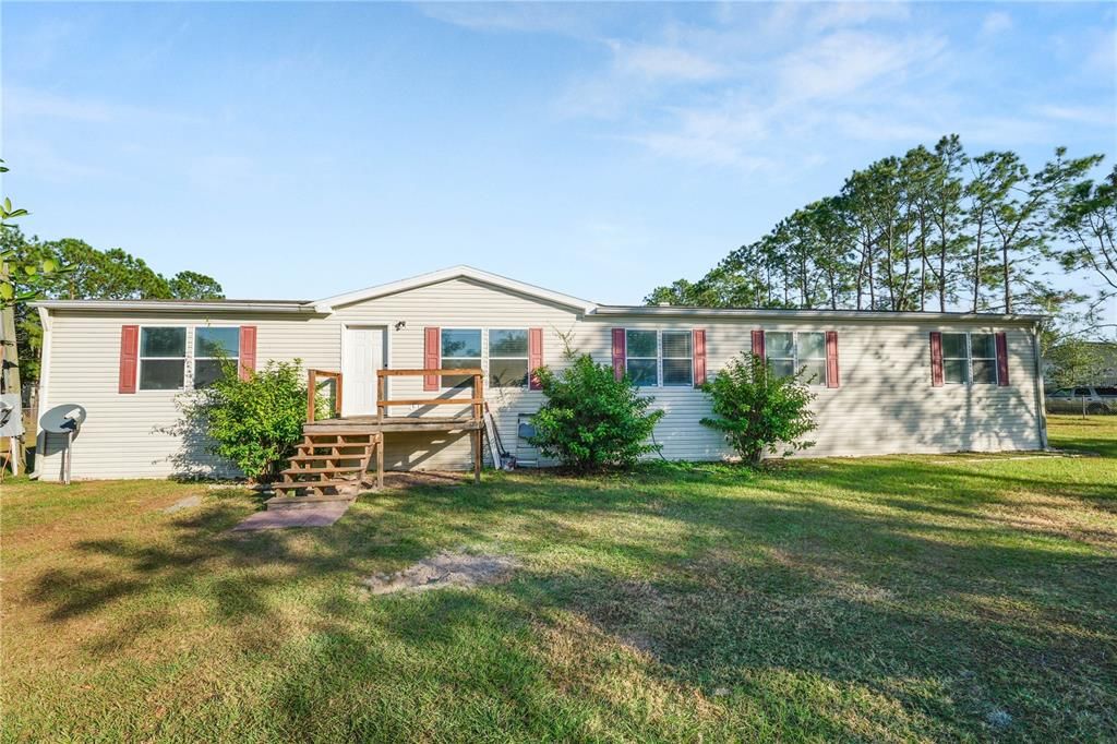 For Sale: $325,000 (4 beds, 2 baths, 2432 Square Feet)