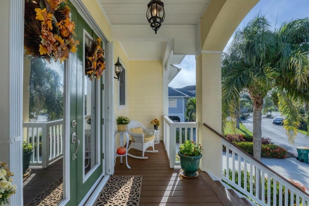 En Venta: $995,000 (3 camas, 2 baños, 1570 Pies cuadrados)