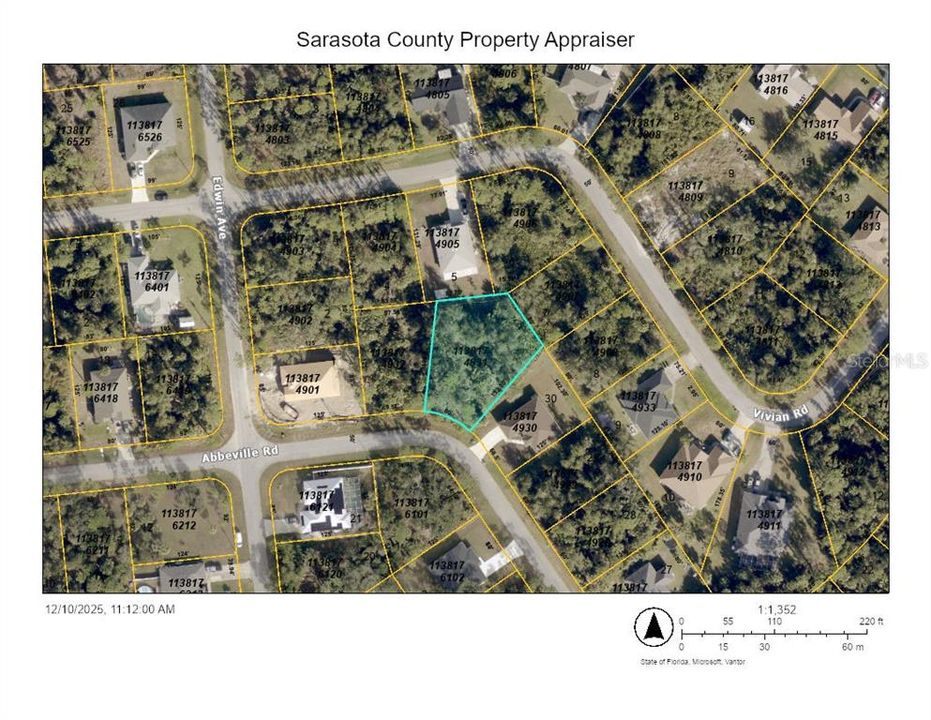 На продажу: $49,999 (0.36 acres)