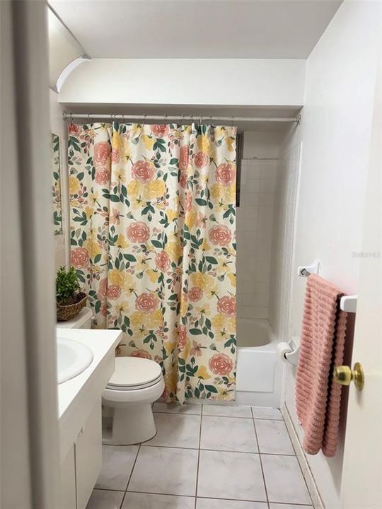 En Renta: $1,550 (3 camas, 1 baños, 1008 Pies cuadrados)