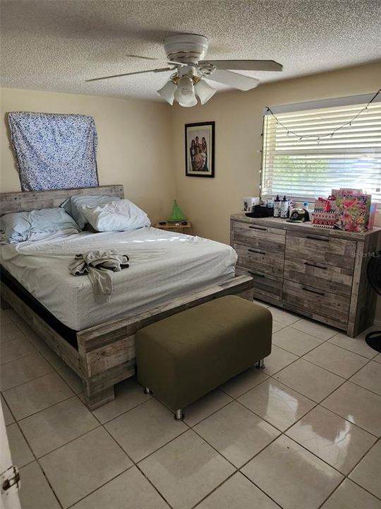 En Renta: $1,550 (3 camas, 1 baños, 1008 Pies cuadrados)