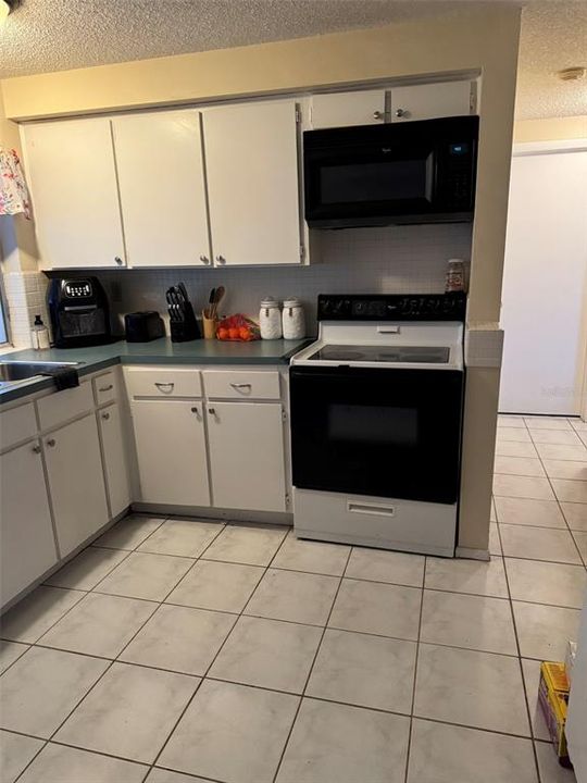 En Renta: $1,550 (3 camas, 1 baños, 1008 Pies cuadrados)