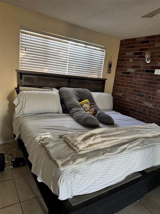 En Renta: $1,550 (3 camas, 1 baños, 1008 Pies cuadrados)