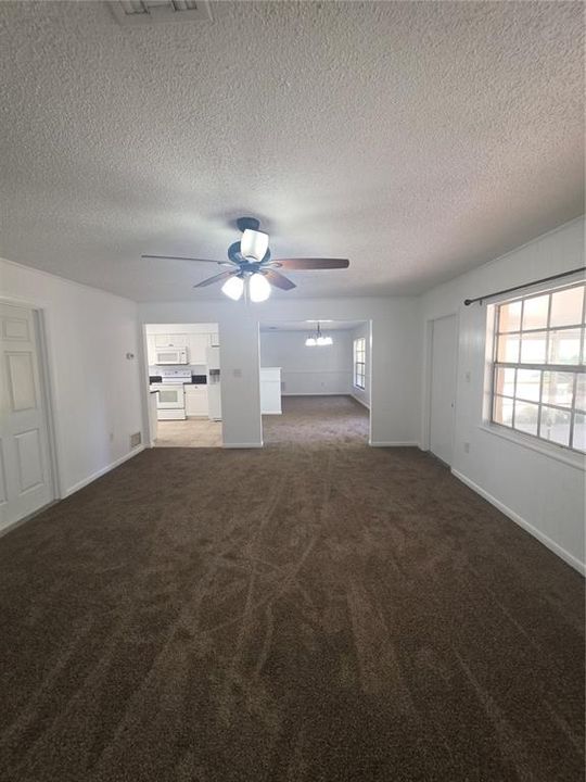 For Rent: $1,850 (3 beds, 2 baths, 1764 Square Feet)