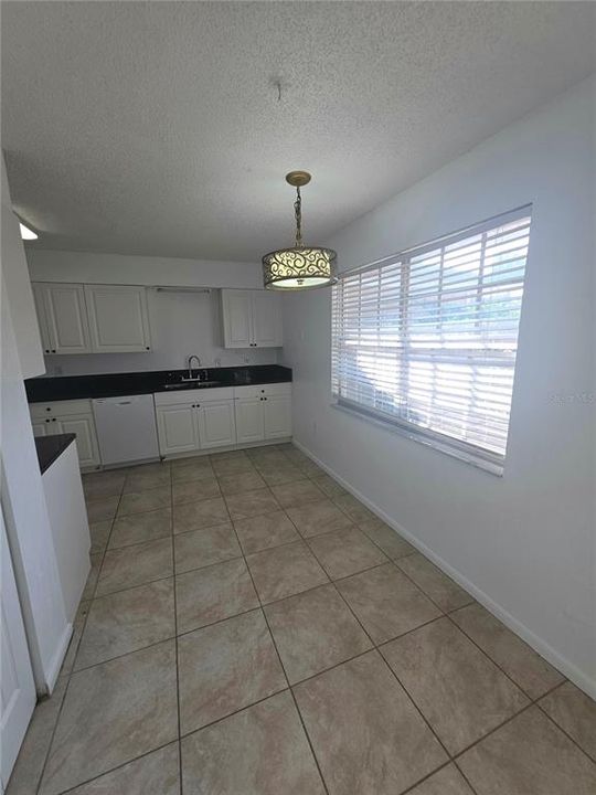 For Rent: $1,850 (3 beds, 2 baths, 1764 Square Feet)