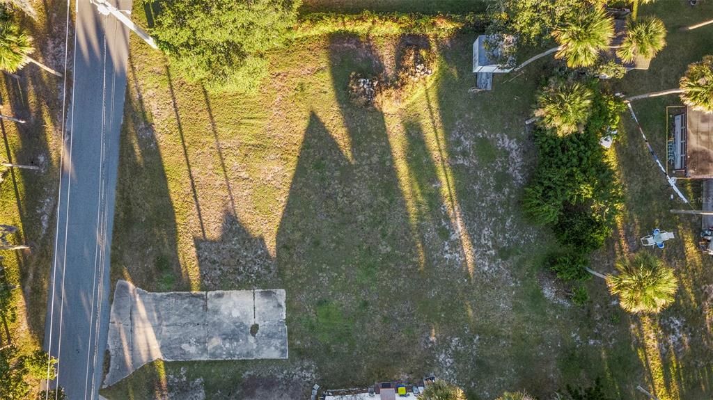 待售: $350,000 (0.34 acres)