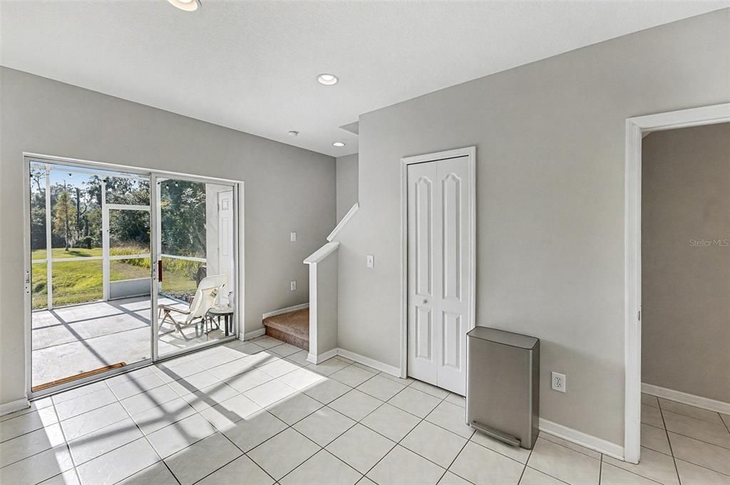 For Sale: $240,000 (2 beds, 2 baths, 1248 Square Feet)