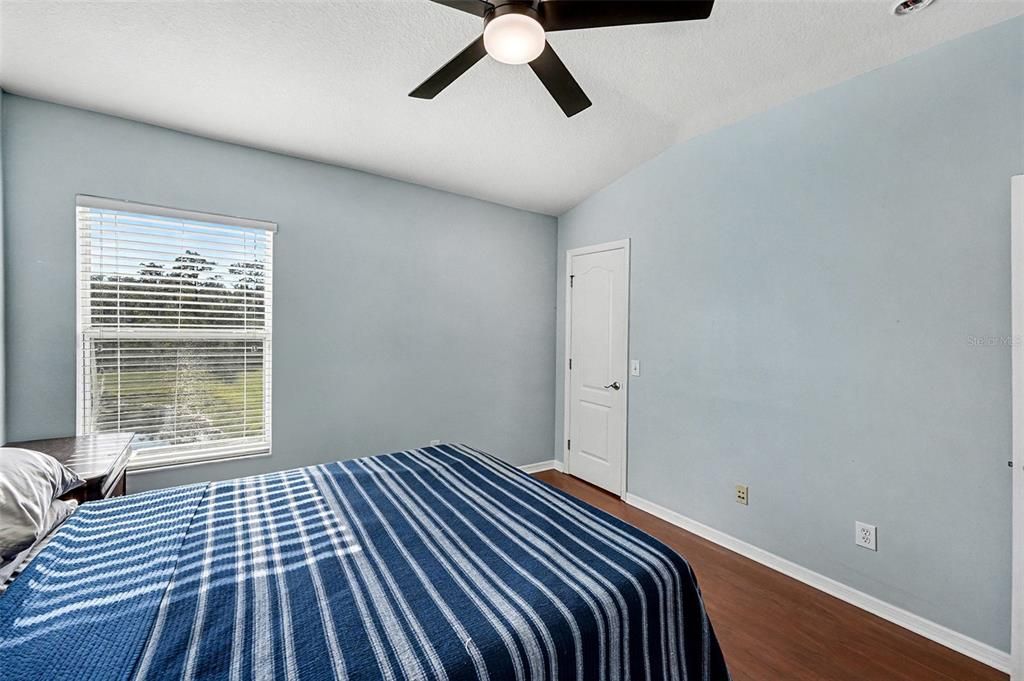 For Sale: $240,000 (2 beds, 2 baths, 1248 Square Feet)