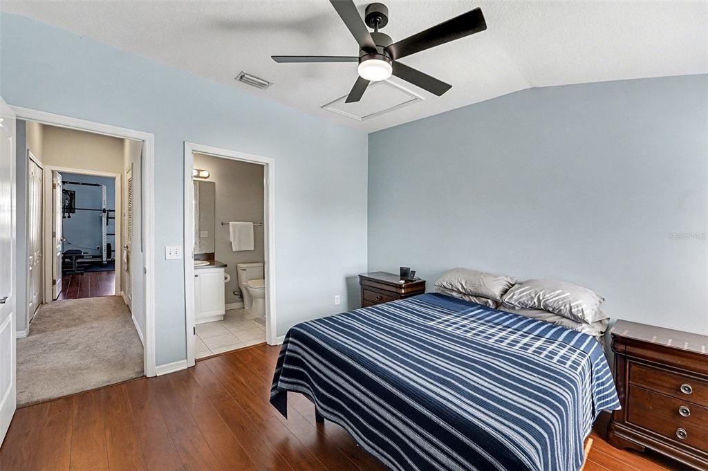 For Sale: $240,000 (2 beds, 2 baths, 1248 Square Feet)