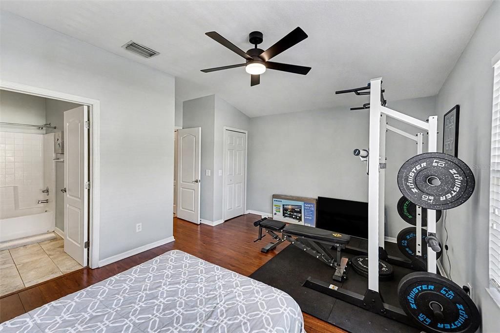 For Sale: $240,000 (2 beds, 2 baths, 1248 Square Feet)