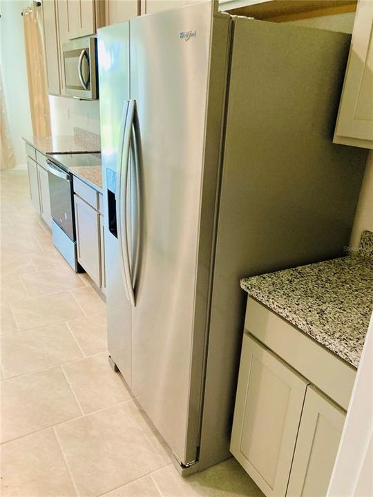 出租: $2,045 (3 贝兹, 2 浴室, 1844 平方英尺)