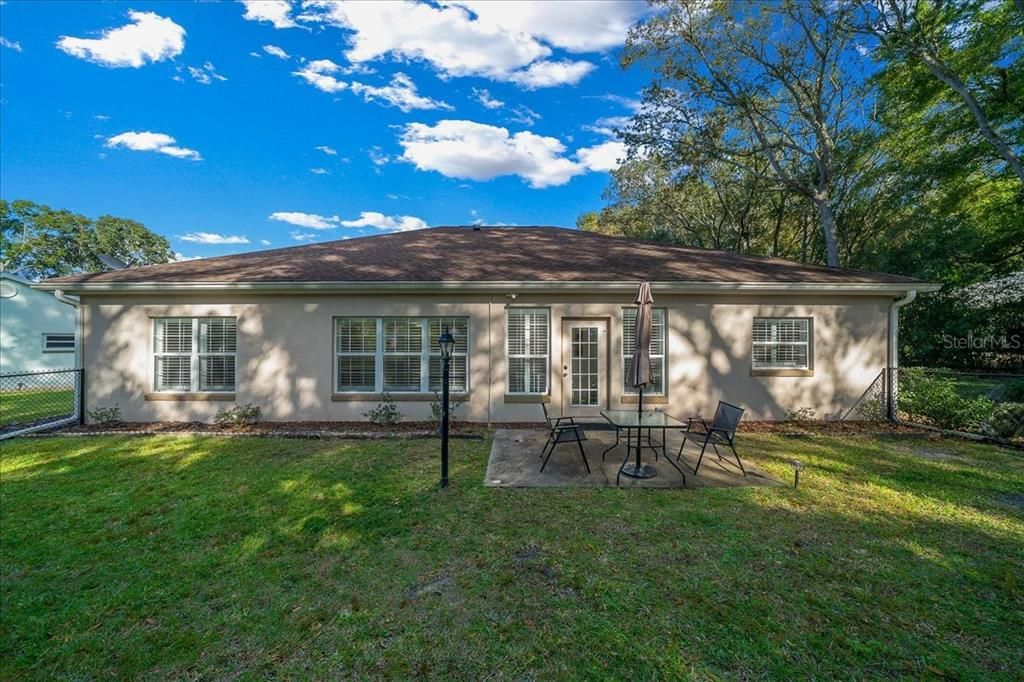 En Venta: $325,000 (3 camas, 2 baños, 2030 Pies cuadrados)