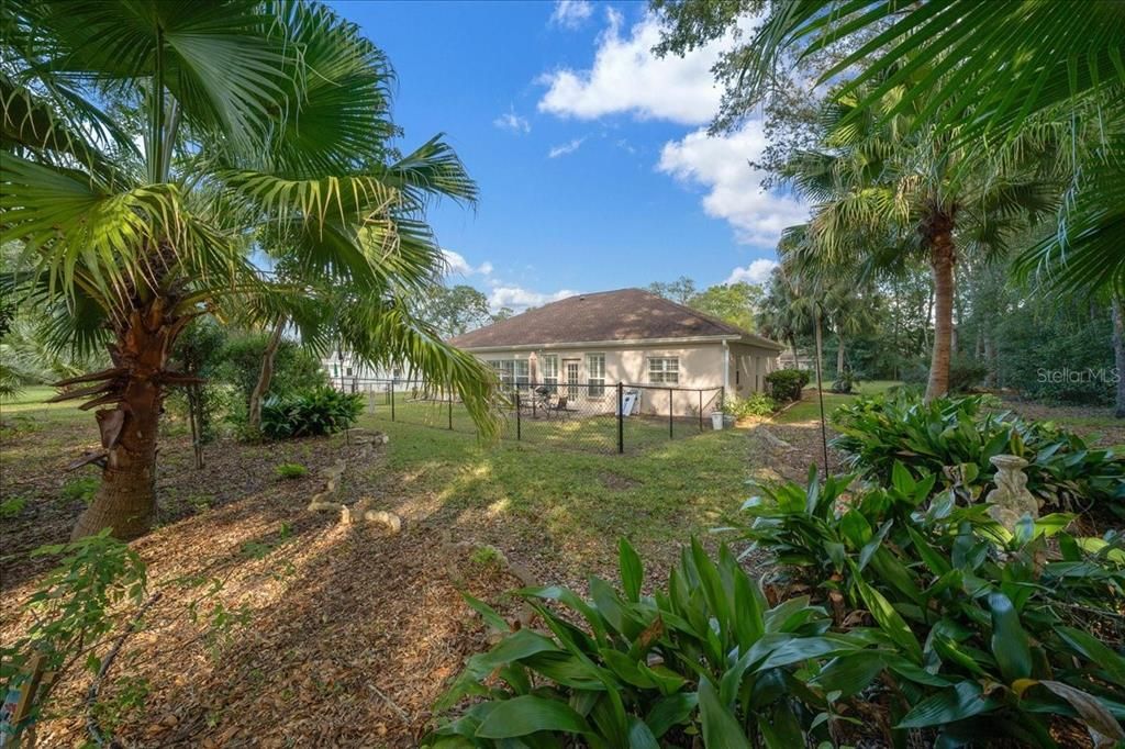 En Venta: $325,000 (3 camas, 2 baños, 2030 Pies cuadrados)