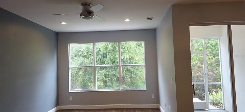 For Sale: $349,900 (3 beds, 2 baths, 1806 Square Feet)