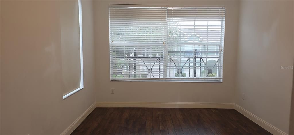 For Sale: $349,900 (3 beds, 2 baths, 1806 Square Feet)