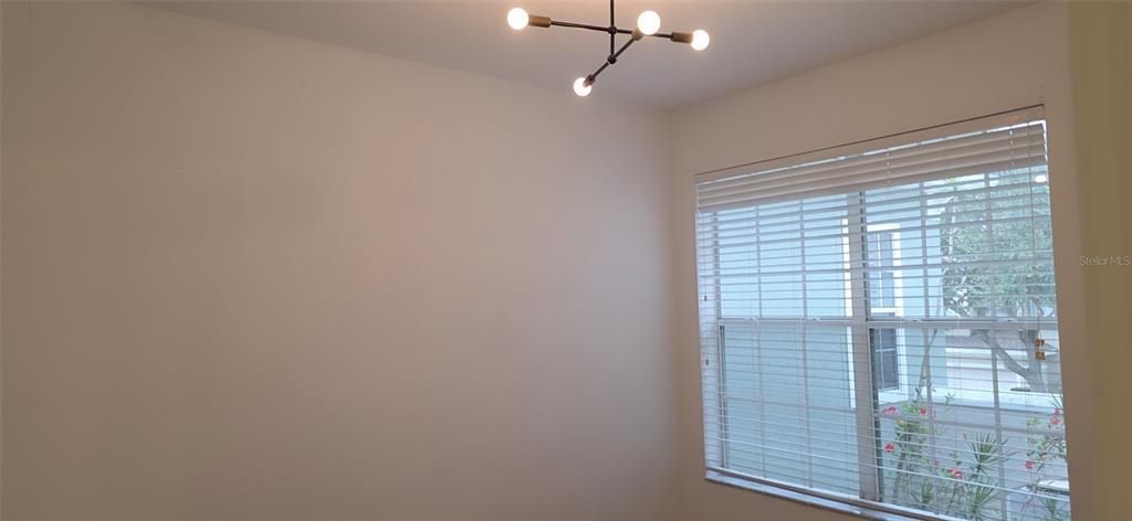 For Sale: $349,900 (3 beds, 2 baths, 1806 Square Feet)