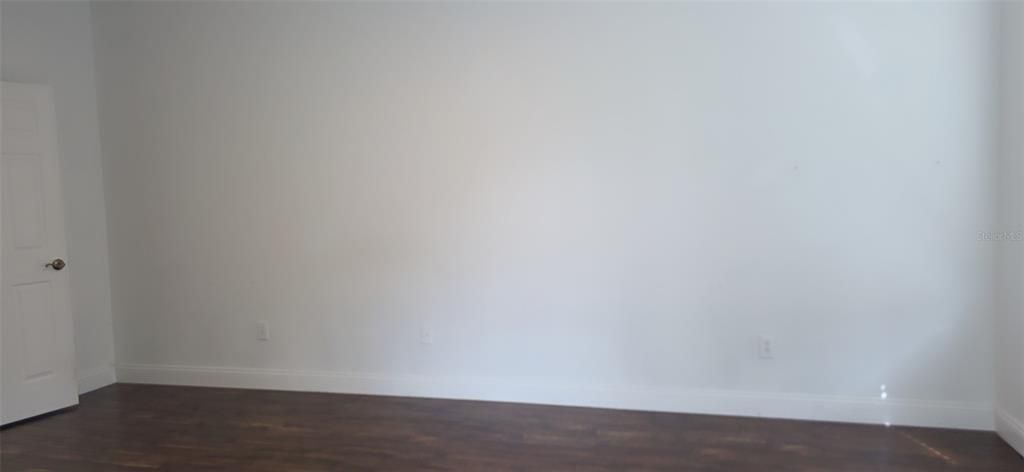 For Sale: $349,900 (3 beds, 2 baths, 1806 Square Feet)