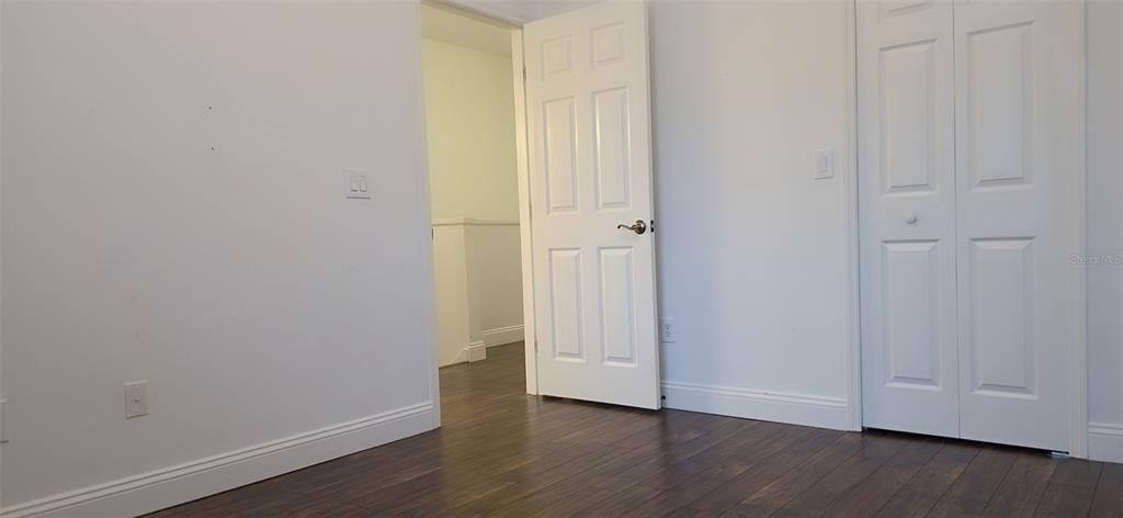 For Sale: $349,900 (3 beds, 2 baths, 1806 Square Feet)