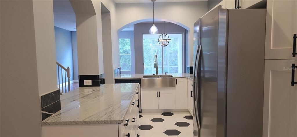 For Sale: $349,900 (3 beds, 2 baths, 1806 Square Feet)