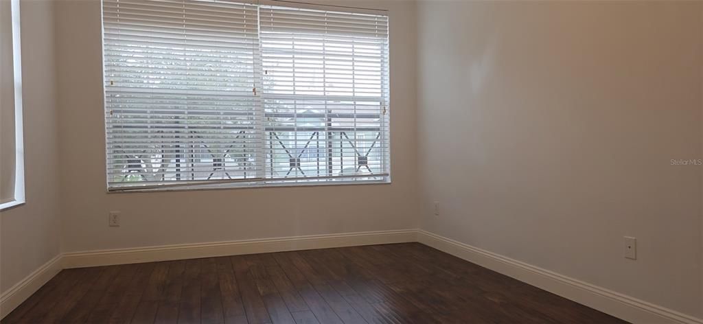 For Sale: $349,900 (3 beds, 2 baths, 1806 Square Feet)