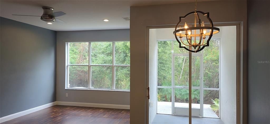 For Sale: $349,900 (3 beds, 2 baths, 1806 Square Feet)